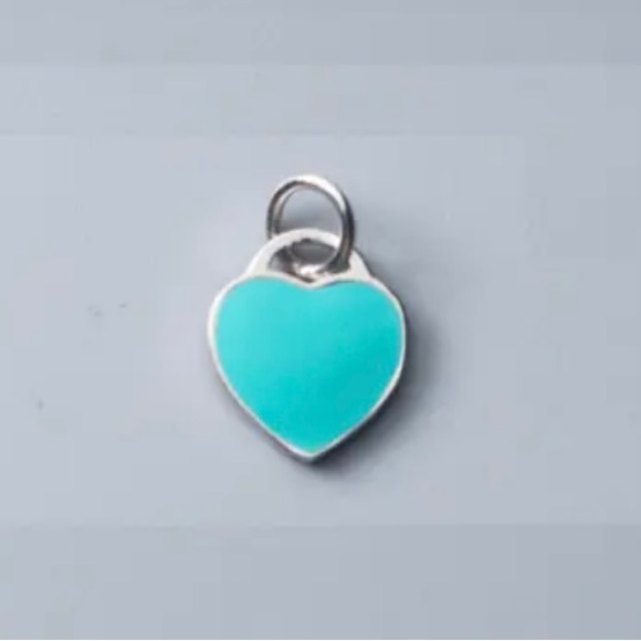 🩵 Sterling silver & Enamel Heart Charm 🩵 - Picture 3 of 8